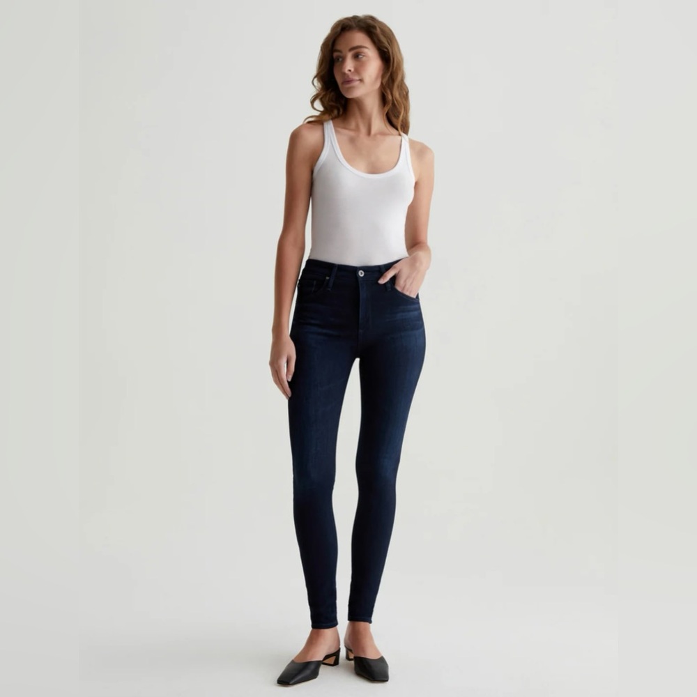 .AG Farrah skinny high rise. Size 25R in EUC